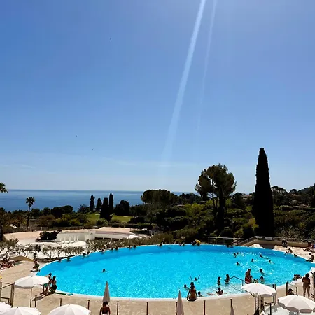 Le Panoramique Cap Esterel Vue Saint-Raphael (Var)
